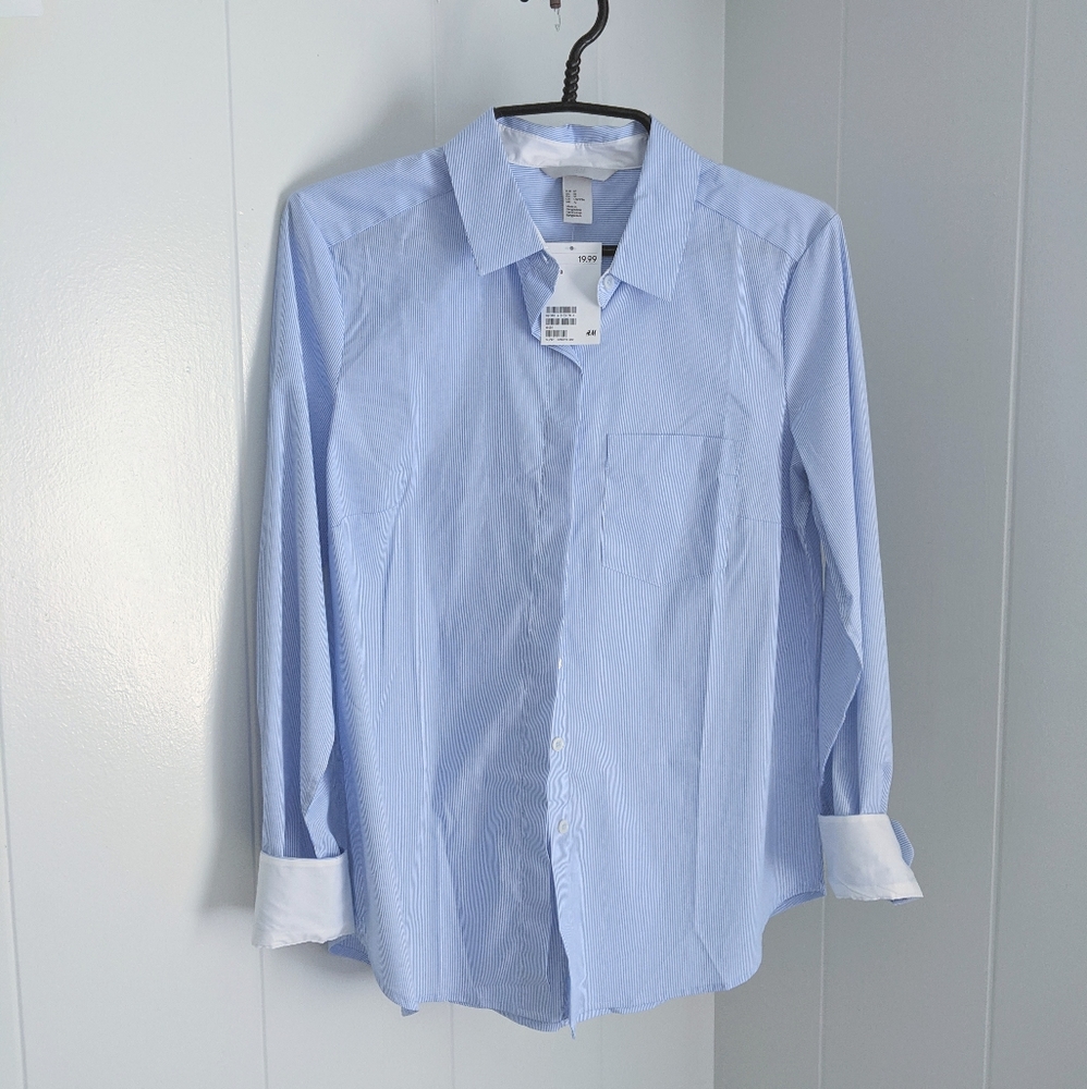H&M Long Sleeve Button-Down Blouse